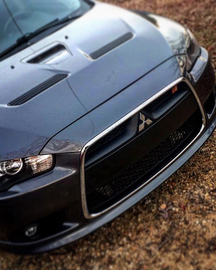 fatninjaswag's tweet photo. Love my Lancer Ralliart!!! #LANCERFAMILY #mitsubishi #ralliart #awdarmy #awd #turbo #triplediamondsociety #notevo #meanaf https://t.co/QgLxvtdOhJ