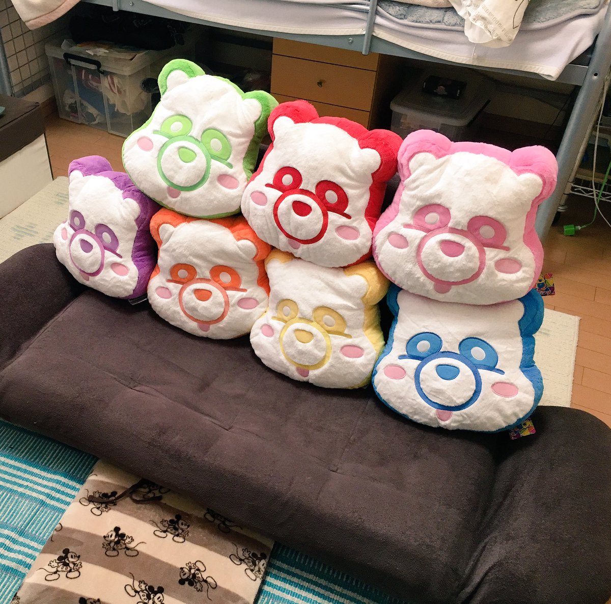 Berry_Monday's tweet photo. #えーパンダ が可愛い過ぎ、好き過ぎて収集がやめられない！\(//∇//)\

#AAA 垢やAAA好きな方は必ずフォロー【相互フォロー希望！】

こんな部屋でも大丈夫って人RT
こんな部屋でも住めるよって人RT
こんな部屋でも引かないよって人RT

注意《男子の部屋です！》 https://t.co/YThZTz1Ru5