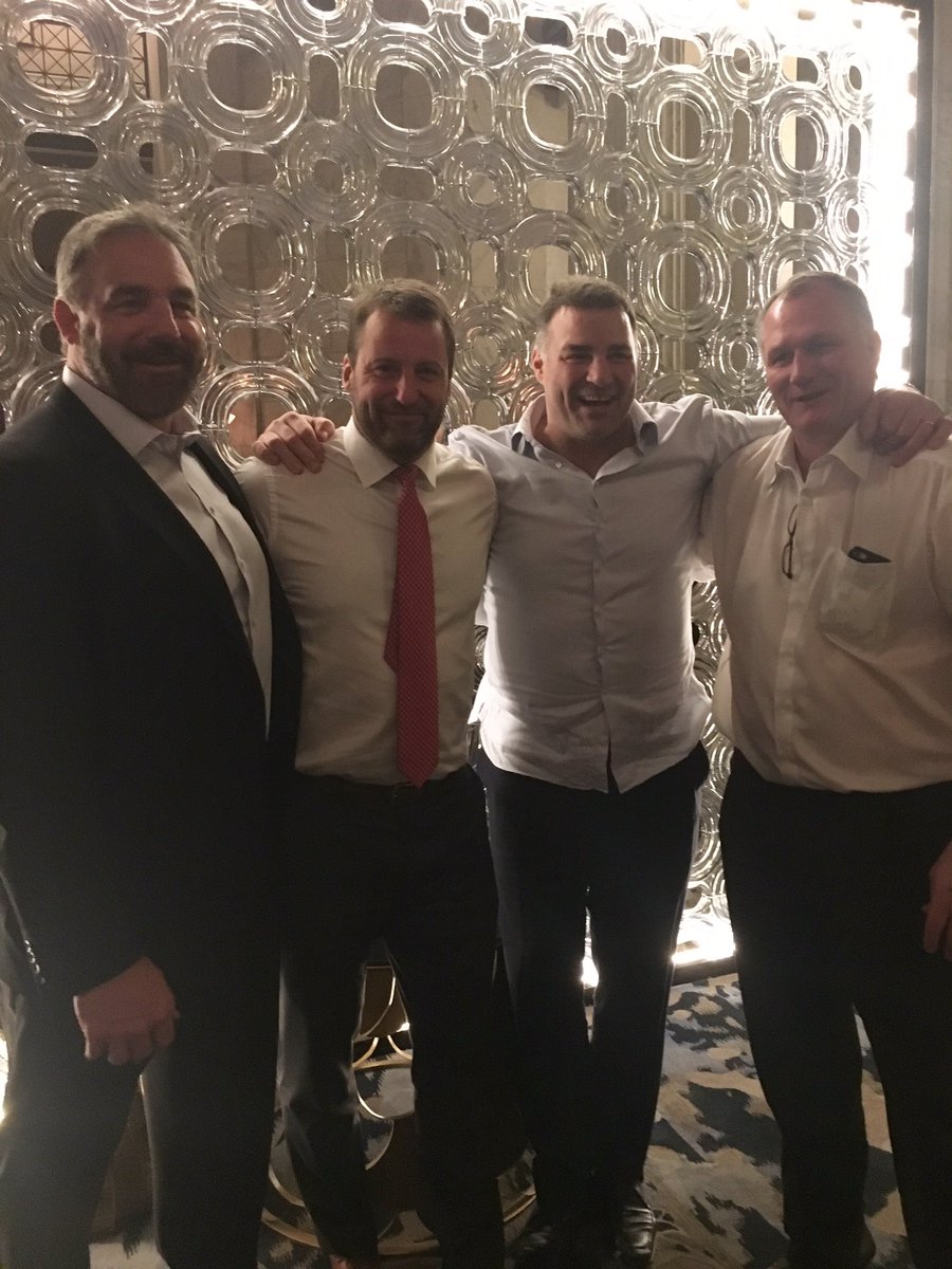 88EricLindros's tweet photo. Post game recovery. Feeling great! @John_LeClair10 #renberg #carkner https://t.co/JjEQF4yV1l