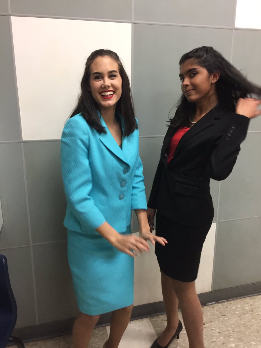 TrumpSC_II's tweet image. Maritza and Anika being wanna wanga #DVSF17