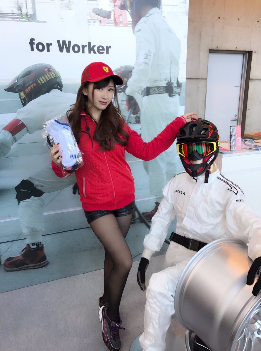 ui_s0102 tweet picture