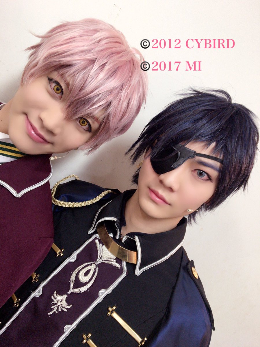 石井涼太 V Twitter ミュージカル イケメン王宮 真夜中のシンデレラ ゼノ様ルートの初日 無事に幕開けしたよ 今日は昨日よりもちゃんと俺の声 届くようになったね ハイタッチもゼノ様と一緒にできてよかったです 夜はアラン様のルートの初日 みんな