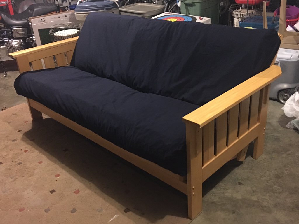 JourdanRegna02's tweet photo. Got a futon and I'm so excited to bring it to college!! Thanks mom and dad for all your help. I love you guys❤❤ https://t.co/3vAhFUgyF0