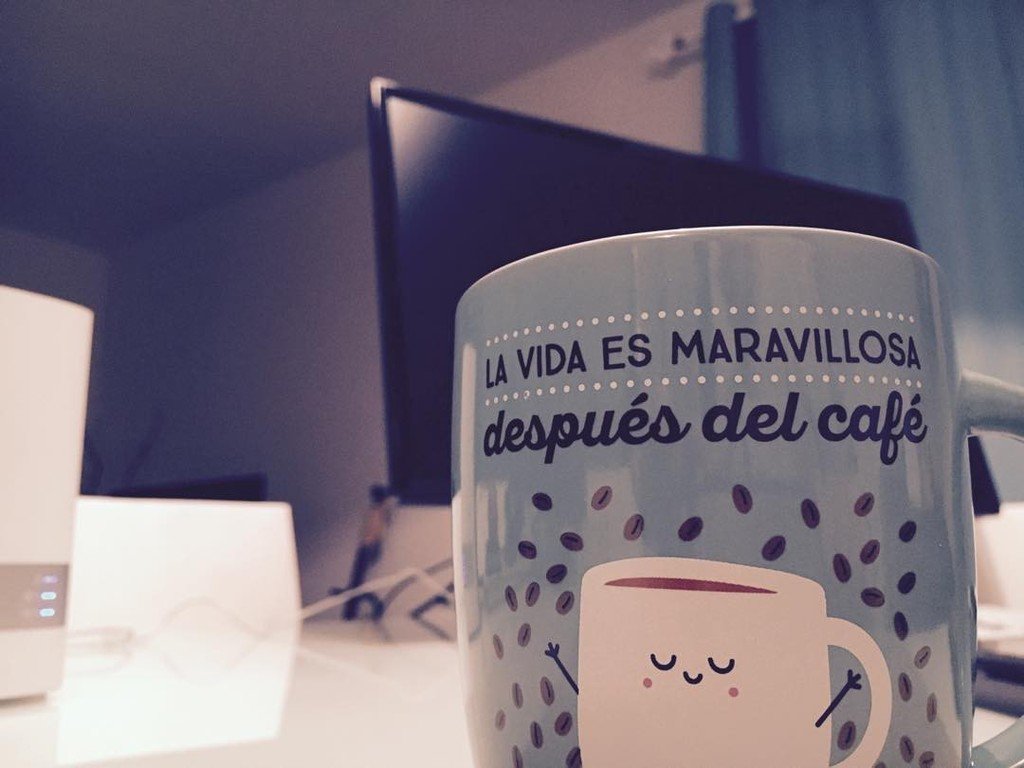 MiriamAMSLD's tweet photo. Life's wonderful after coffee 😊
Dimanche de boulot...
#amsld #t #lifeiswonnderfulaftercoffee #work #sunday https://t.co/tZhTCT8lfH