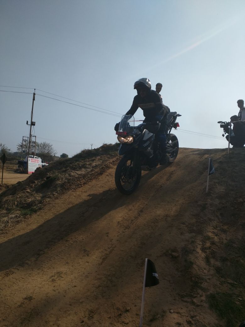 IndiaTriumph's tweet photo. This is loved by everyone - the ascent & descent. #MasteringTheBasics #TigerTrainingAcademy #TriumphTiger https://t.co/kSXb0HpdNq