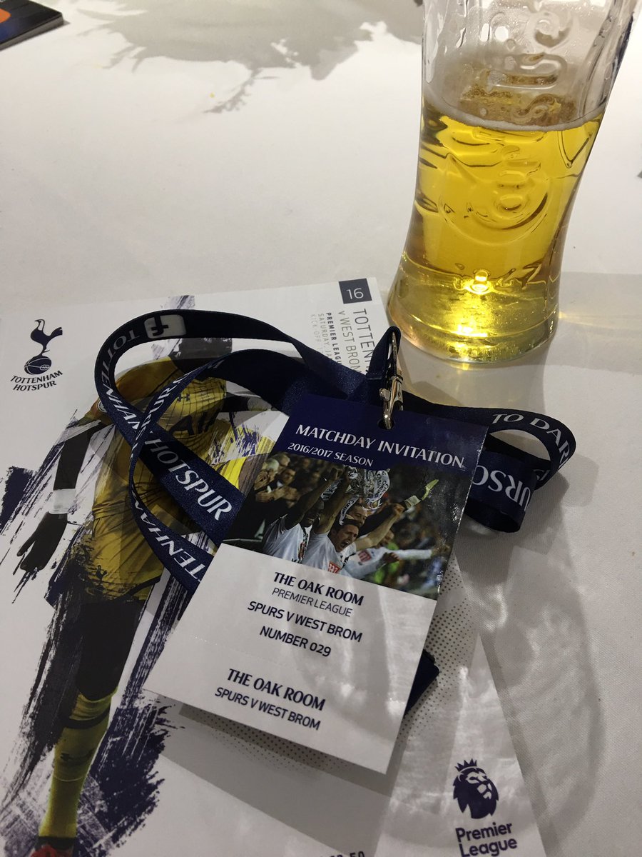 Thorper8's tweet photo. Spurs Vs West Brom, Great day, Great Result @HKane #OneOfOurOwn #PatJennings https://t.co/5LSbLz6XAn