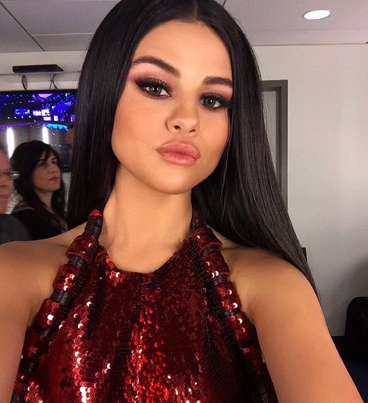 Vote Selena Now tweet media