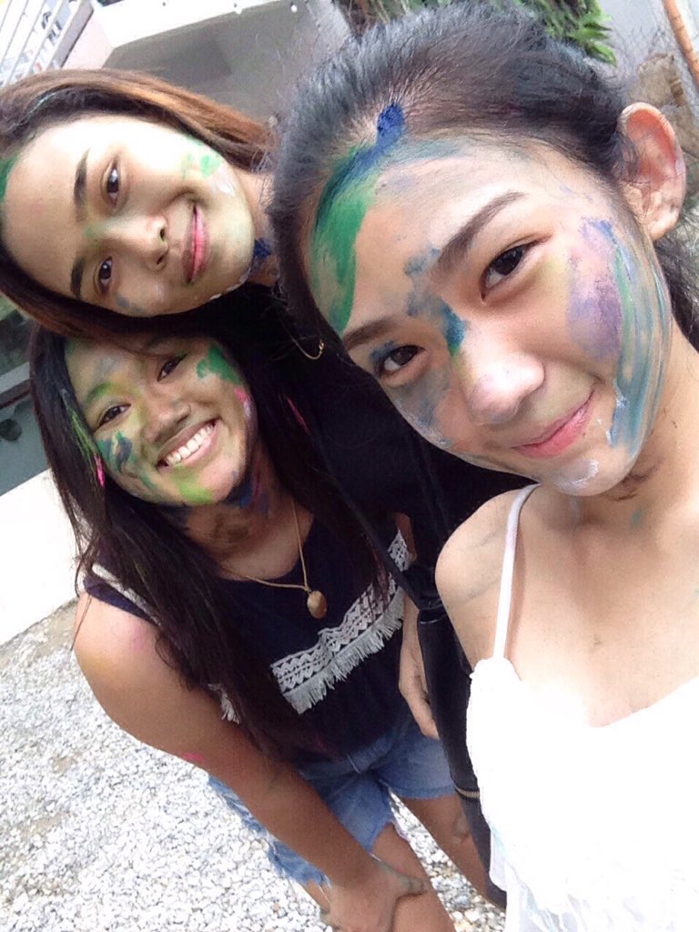 chinashi_'s tweet photo. Sinulog 2k17 🎉 https://t.co/CUrfsZFKht