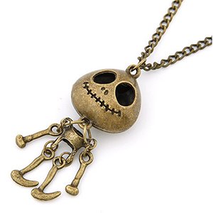 Renobijoux's tweet photo. Petite nouveauté de ce jour, collier squelette en métal aspect "bronze" pour seulement 5€ #bijou #collier #pendentif
https://t.co/qSxT4ecd0h https://t.co/yoxa43N9DU