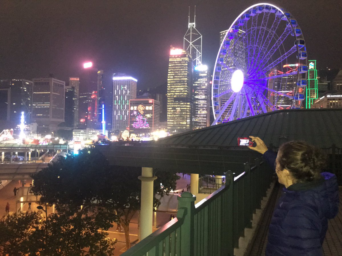 Good evening #Hongkong 🌇
<a href="/VibramHK100/">Vibram® HK100</a> #skylines