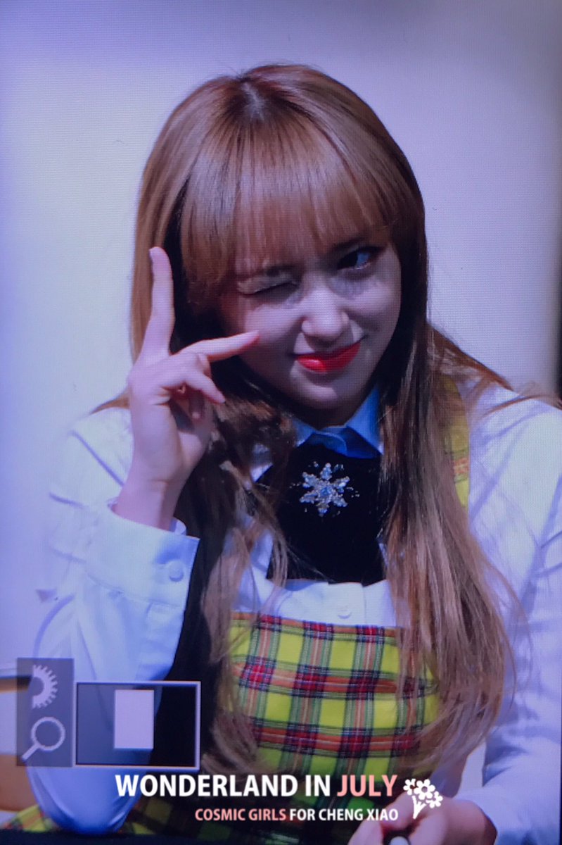 19980715com's tweet photo. 170115 강남 팬싸 
#성소 #ChengXiao #우주소녀 #Just_tell_me_why #손을뻗어닿을수있게 @chengxiao_0715 @WJSN_Cosmic 💖 https://t.co/P3mu2MQqQw