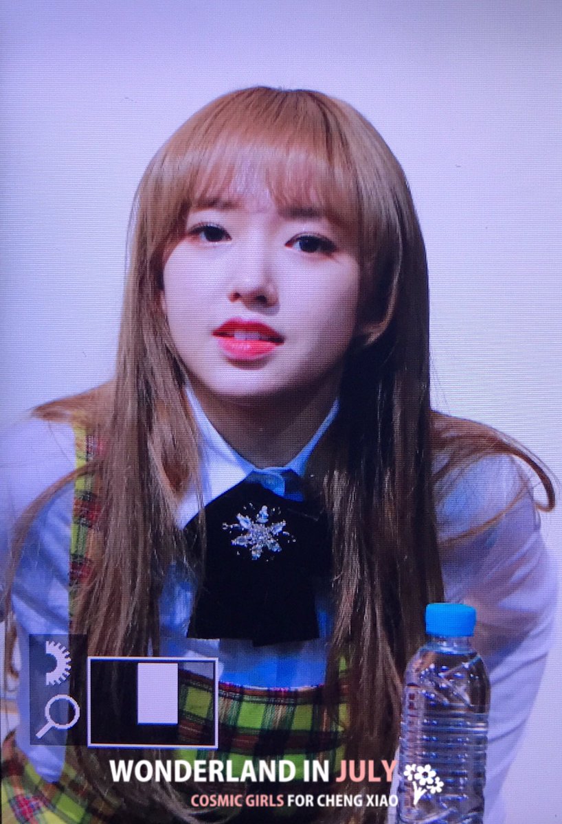 19980715com's tweet photo. 170115 강남 팬싸 
#성소 #ChengXiao #우주소녀 #Just_tell_me_why #손을뻗어닿을수있게 @chengxiao_0715 @WJSN_Cosmic 💖 https://t.co/h4SiAFMNyM
