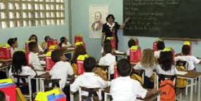 JauaMiranda's tweet photo. MAESTRAS Y MAESTROS son sujetos protagónicos  de nuestra sociedad. Artículo https://t.co/G0AujShQ5x Feliz día,maestros y #MaestrasDeLaPatria https://t.co/u2hDQu2gZp