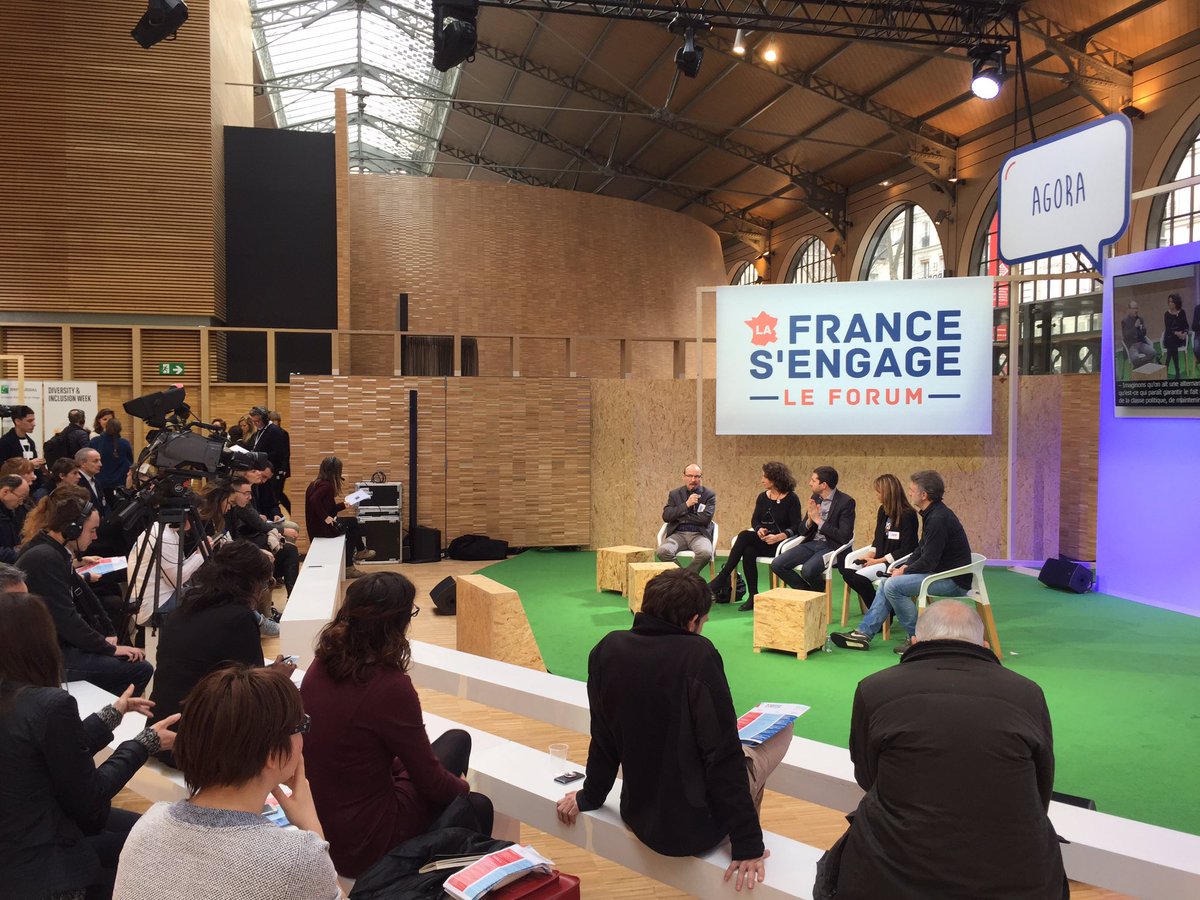 Table ronde "quelle citoyenneté aujd'hui" @yxblanc <a href="/axeldauchez/">Axel Dauchez</a> <a href="/challengcitoyen/">ChallengeCitoyen</a> <a href="/FraterniteGen/">Fraternité Générale</a> Tjrs à #LFSE #Forum2017