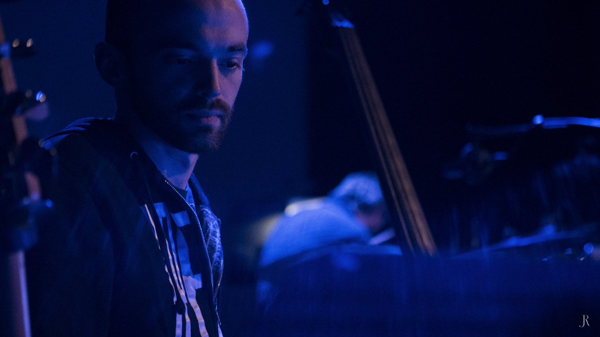KinoGeneva's tweet photo. Voici quelques photos du ciné concert avec Penfield hier à l' @AlhambraGeneve le reste ICI https://t.co/78OQdWuyEO #kinokabaret #kinogeneva https://t.co/L3pfsg84zz
