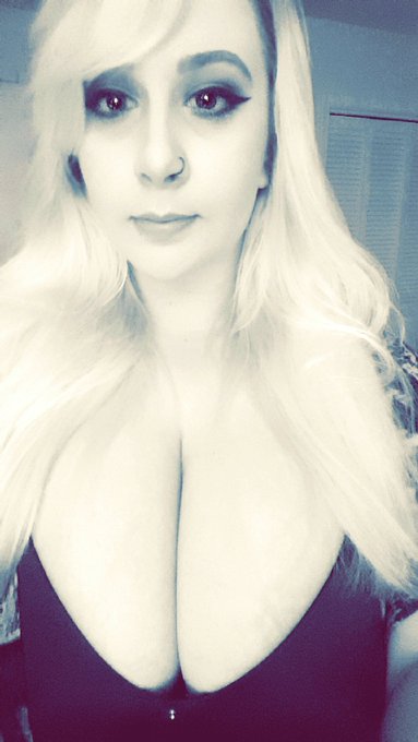 I had a nice time on cam 💕 https://t.co/3KmXnMxREm
