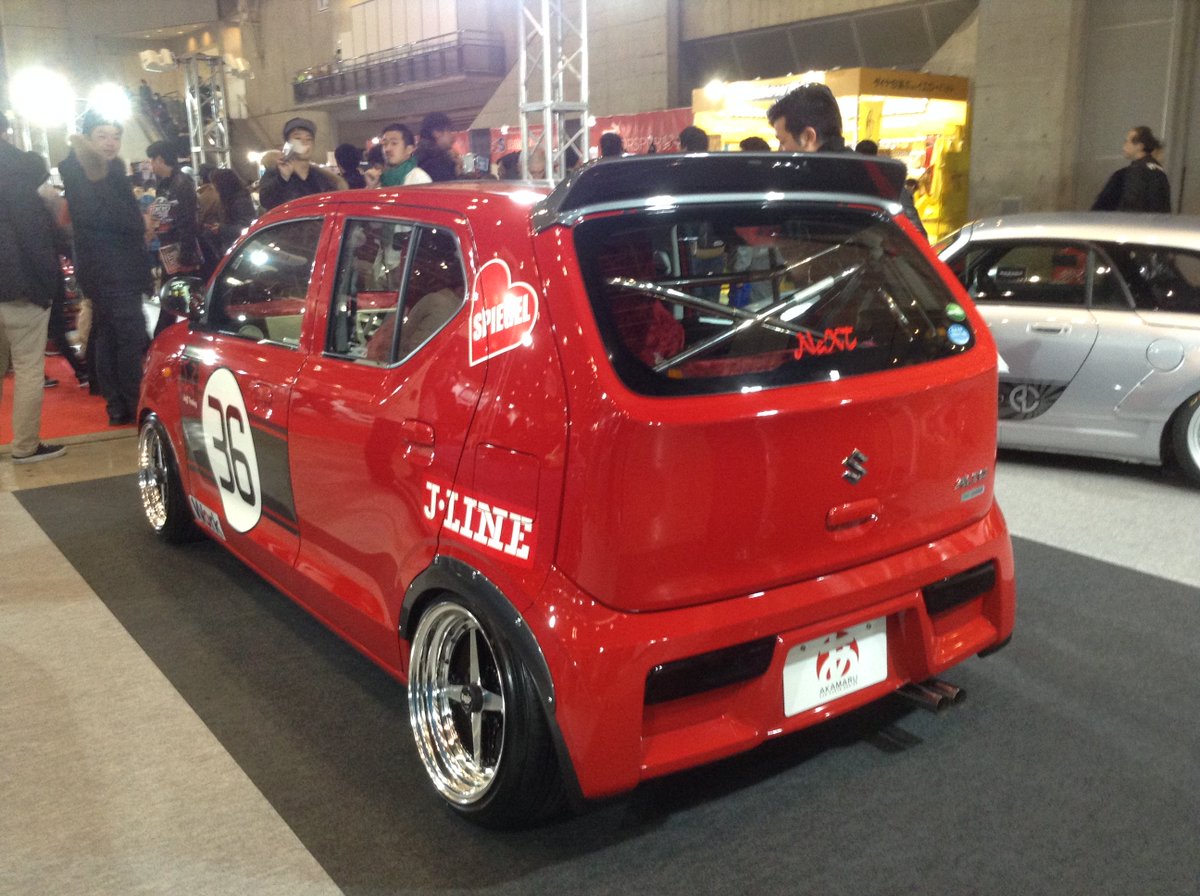 D D アルトのグラチャン仕様 カクカクしてるから旧車風のパーツが似合う そしてこの近くにいたアルトワークス 分かりにくいがワイドフェンダーがついてた キャンバー角が適度についてカッコイイ 俺のアルトはこの2つのアルトを混ぜた仕様にしたい D D アルトのグラチャン仕様 カクカクしてるから旧車風のパーツが似合う そしてこの近くにいたアルトワークス 分かりにくいがワイドフェンダーがついてた キャンバー角が適度についてカッコイイ 俺のアルトはこの2つのアルトを混ぜた仕様にしたい