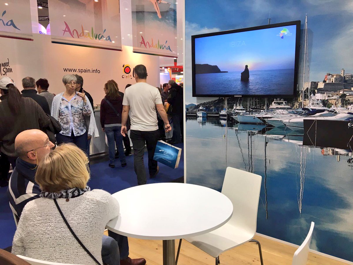 Ibiza_Travel's tweet photo. #Eivissa en #Viena #Austria 
#Ibiza #Ferienmesse #Wien @messe_at #ibiza2017 #wintersun #SpringwithUs #Ibiza365 #Ibizaallyear #beachlife https://t.co/C3ucClPy3T