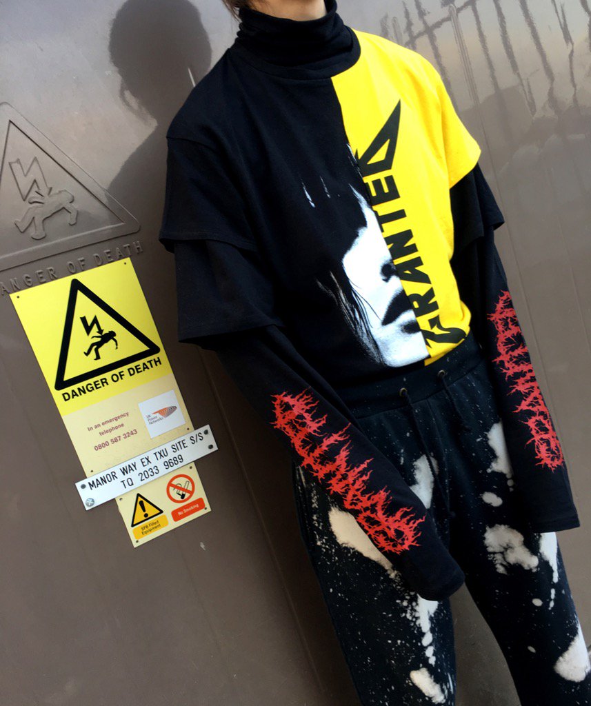 GrantedLDN's tweet photo. #BlackAndYellow #warning #bleachedtees #outfit #layers #splicing #style #StreetStyle #outfit #ootd #grantedldn https://t.co/8ZD1ob7wDT