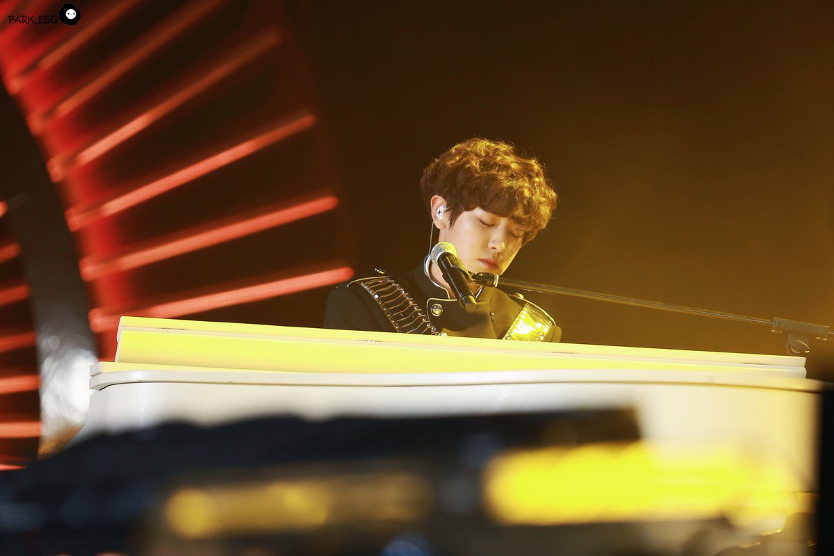 EXOBEAKHYUN_TB's tweet photo. HQ 170114 #Chanyeol GDA cr.PARK_EGG #กระทรวงกือลิม
https://t.co/Hpkgkl43DX
https://t.co/GO6IS9QpHi
https://t.co/vE2b0hkiZX https://t.co/uq6THSSu4f