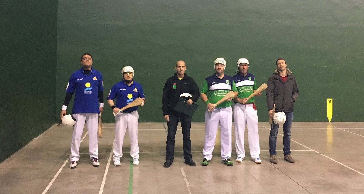 trianguloiheste's tweet photo. Comienza el partido de Pala Corta. @trianguloiheste @stcasablancazgz https://t.co/qfQvBaSDLP