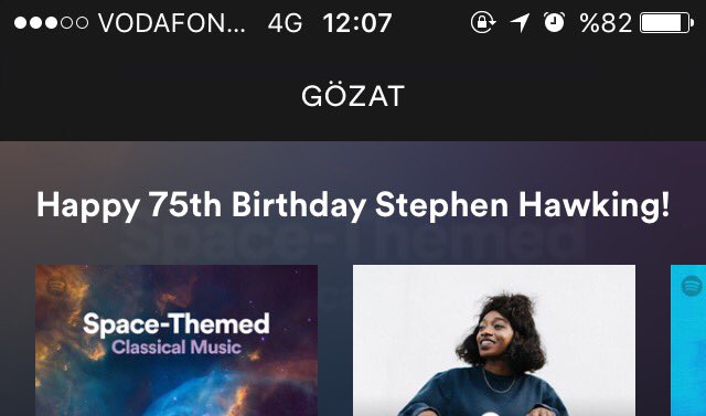 Stephen Hawking\in Do um gününü tek kutlayan   Happy Birthday  