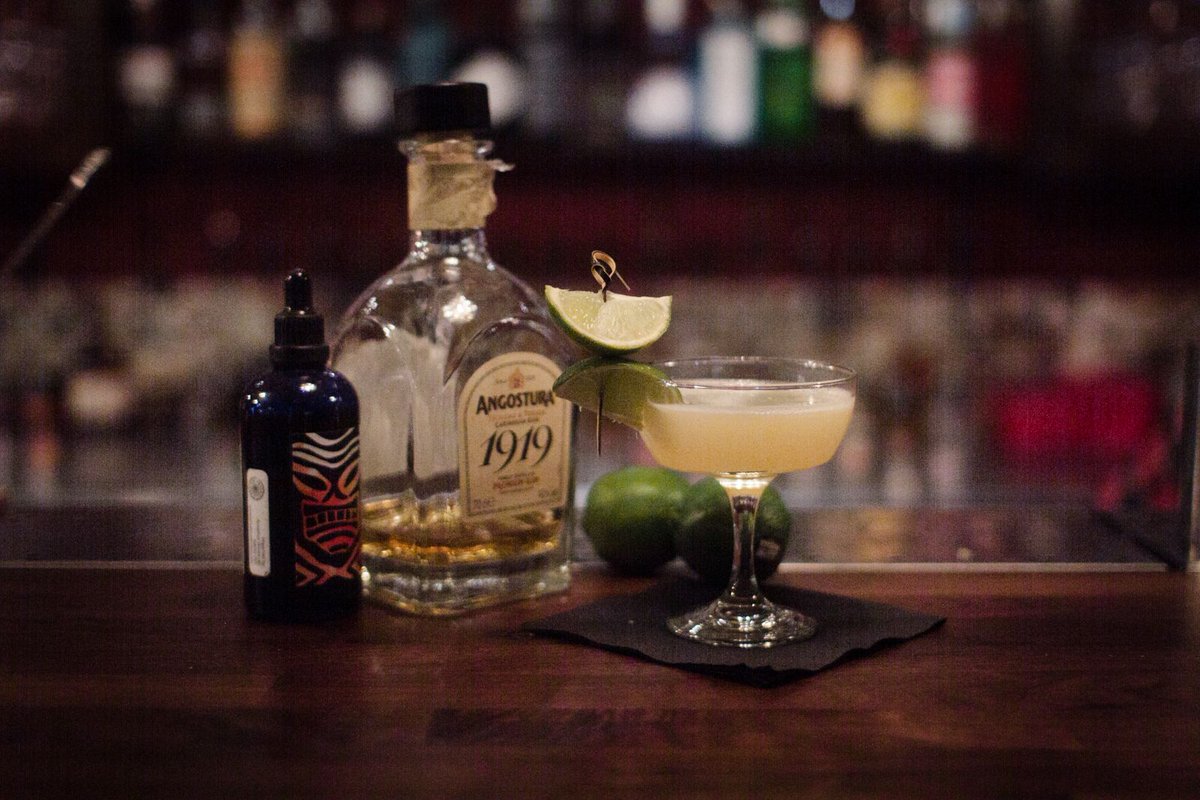 Bar Azita tweet media