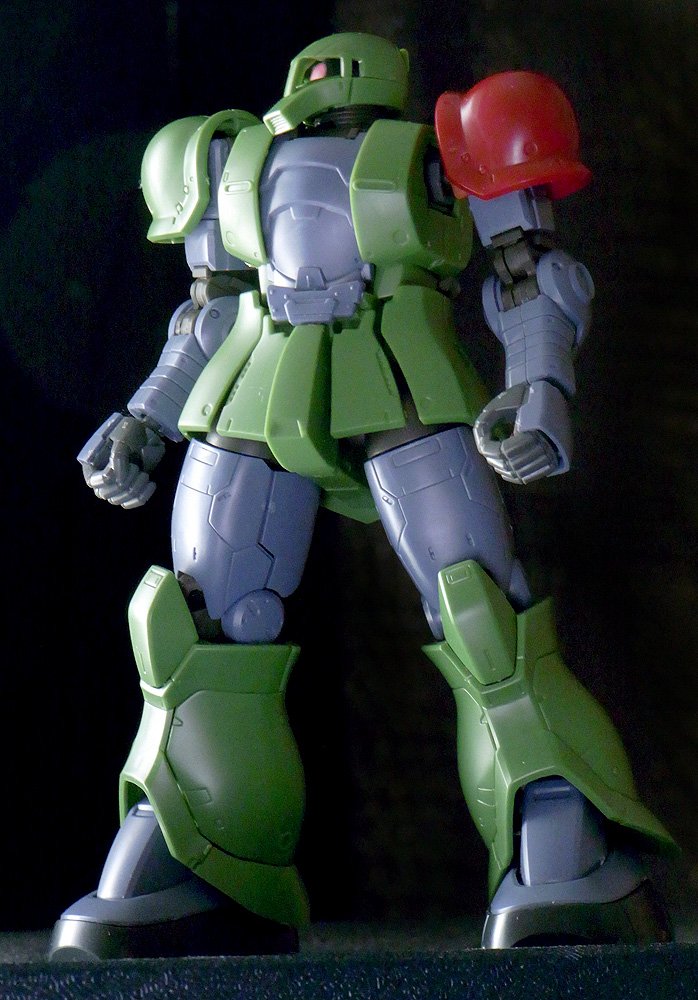 こつえー 駒都えーじ ヒート武器は使い捨てと考えると どっかに刃先ホルダーとかあっても良さそうかな と 確かにガンダムの背中のアレは連邦製ヒート剣ですね w