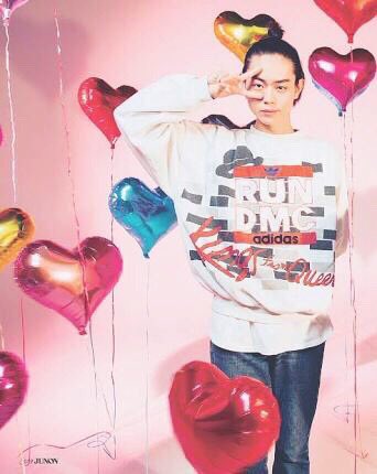 suda_221_masaki's tweet photo. マサキチさんともっともっと繋がりたいのでやります🍼💓

#菅田将暉 
#マサキチさんと繋がりたい
#マサキチさんRT
#菅田将暉好きな人RT
#RTした人全員フォローする
#フォロバ221
#Greenboys好きな人RT 

リツイートお願いします🙏🏻💗💭 https://t.co/0aK1UN9CgL