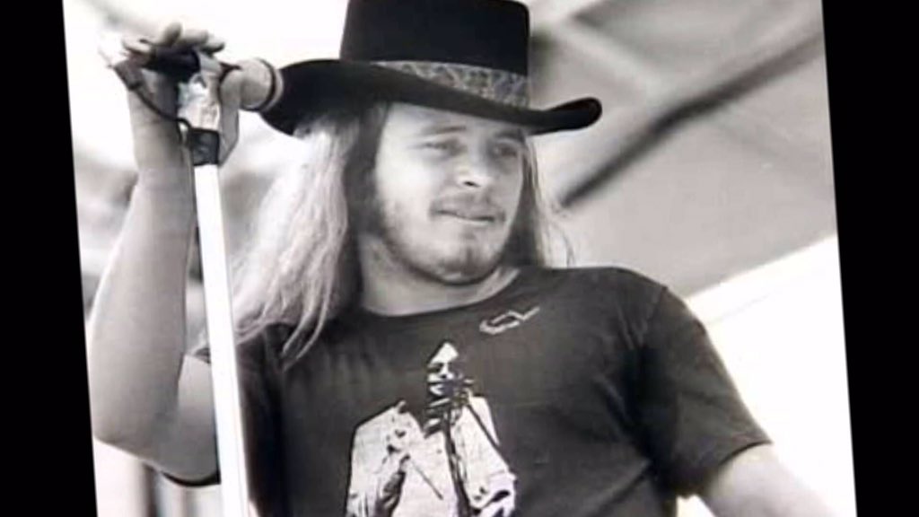 Happy Birthday, to the legendary   Southern Rock genius Ronnie Van Zant.  