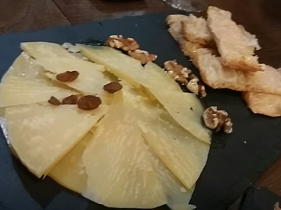 Didac3471's tweet image. @RutaDeles tapita brutal de bien queso