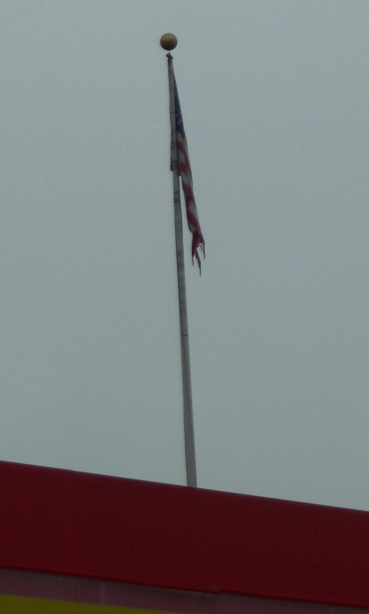 FlagShaming's tweet image. .@CircleKStores Can you replace the tattered US flag at Store 3695/Main St 38668? Let us know!
Title 4, USC, Chapter 1, § 8 (k)
#FlagShaming