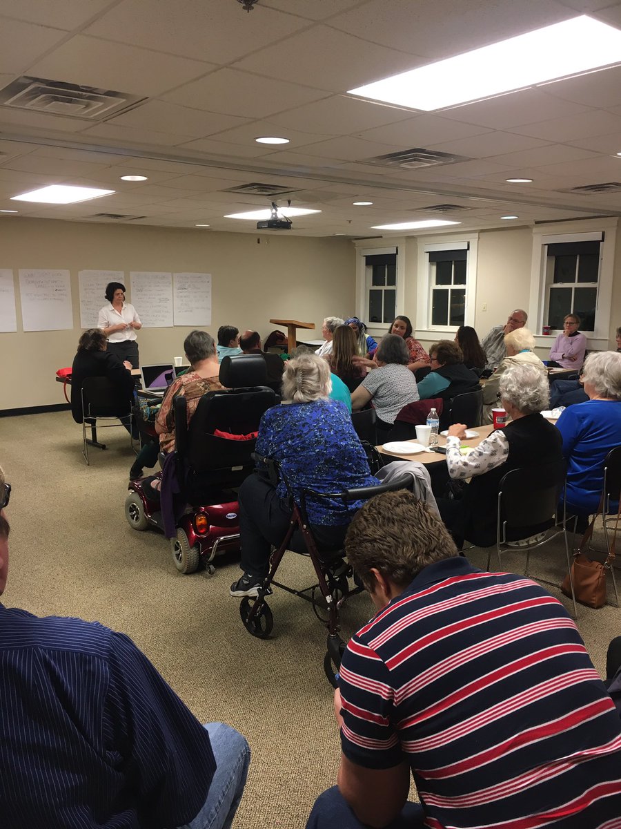 MaryvilleCDems's tweet photo. MC and Blount County Dems meeting with @marymancini last night. The meeting brought up several great points. Thank you for visiting with us! https://t.co/UK6jLbCpum