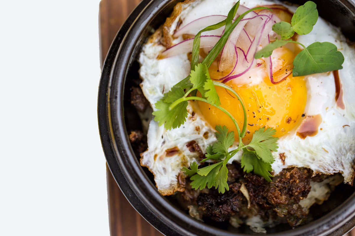 kunehoatx's tweet photo. Rainy Sundays? We'll take them sunny side up #sisig #doorsopenat5 https://t.co/ANA4YkGUSU