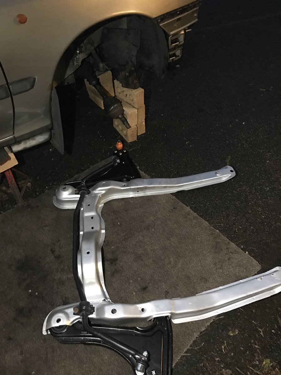 wrightson_jon's tweet image. Sub-frame is going in!