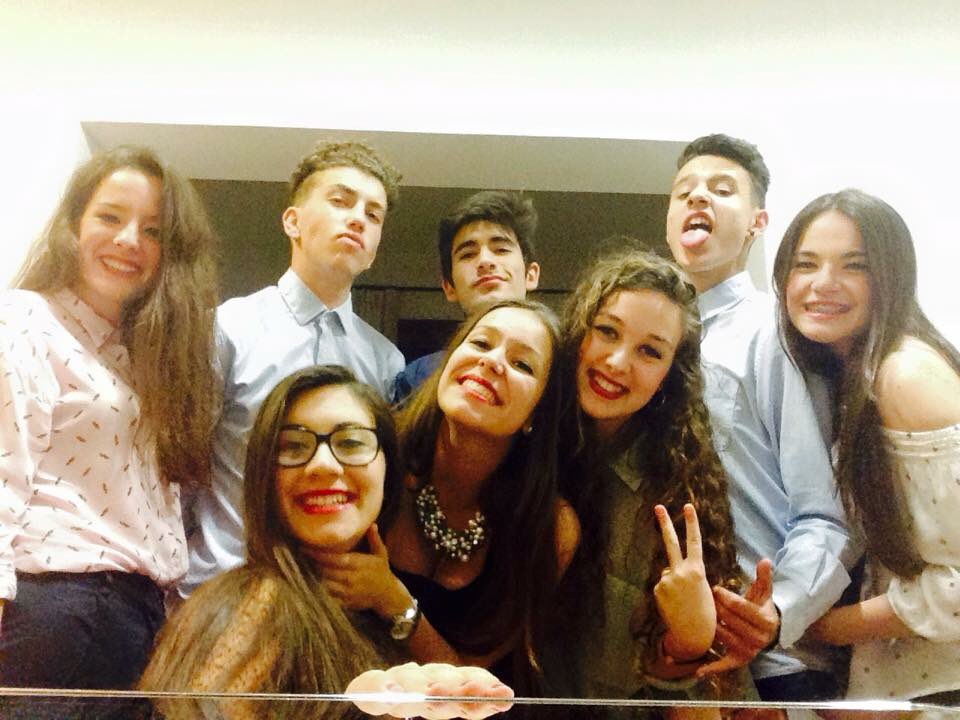merisnchezs's tweet photo. @CifreAna @jas_ferrer @ivangarrrido @Garciacharlie98 @PedrosoSergio no me lo pensaría 2 veces (ojalá volver el tiempo atrás)💜 #losdesiempre https://t.co/u2fIexTZf2
