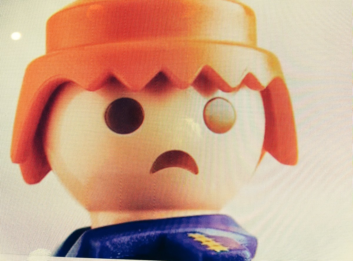 ClickPatum's tweet image. La cara dels clicks quan s'ha sabut que, degut al fort vent, no podiem enviar un Playmobil a l'estratosfera! Ho tornarem a intentar!