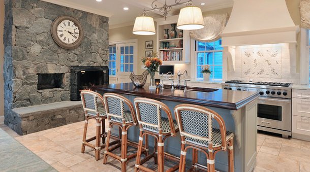Would you put a fireplace in the kitchen? It has become the most used room in the home, give it more ambiance.
houzz.com/ideabooks/5982…