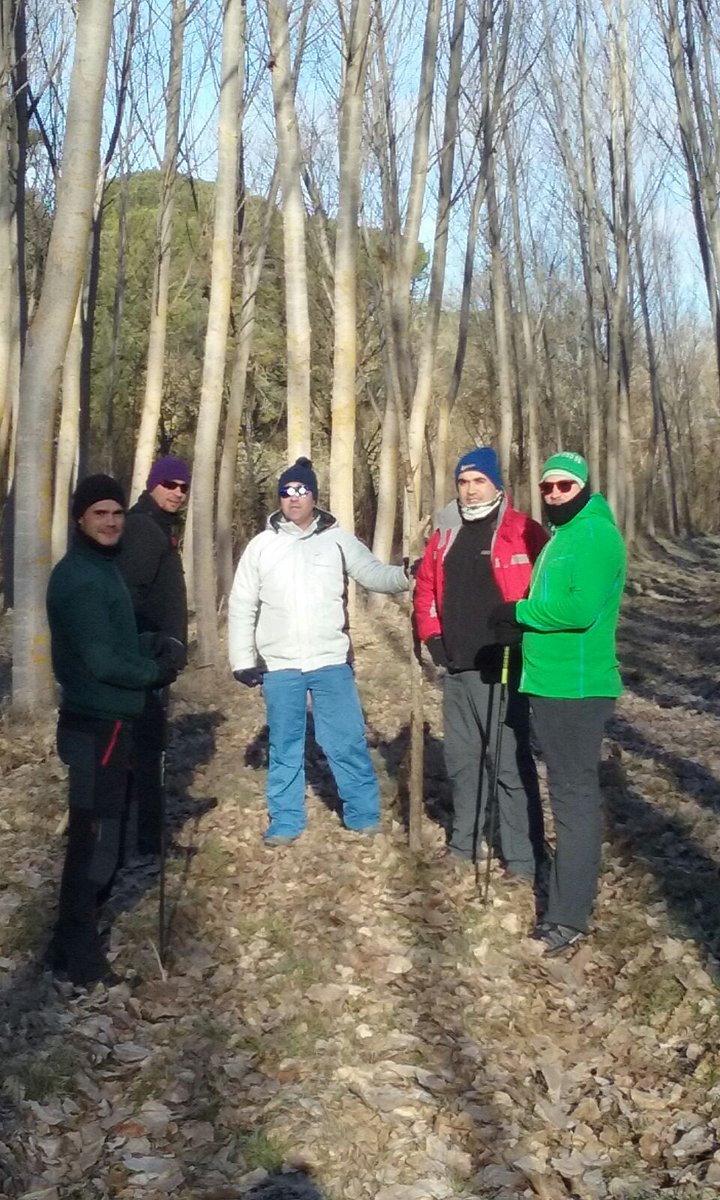 GSLosCanelosDO's tweet photo. Y hoy visita a los #PuentesCaidos y a la #Presa. Otros 9 kilómetros al bolsillo y su correspondiente descanso verdad @alvarochinita https://t.co/mFI1SbpcR2