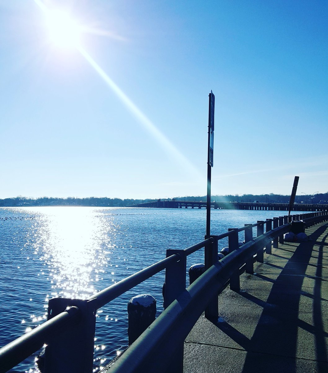 loving_n_j's tweet photo. Good Morning!! 🌞 from the Oceanic Bridge 😄 #lovingnewjersey #rumson #oceanicbridge #navesinkriver #eastcoast #nj #jerseylove #jerseylife https://t.co/esHrZSXLfB