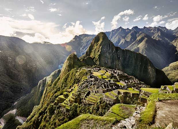 grabrinc's tweet photo. Know when you can travel but not where? Here's the best #travel destinations for every month https://t.co/xHsx9SJs6i #besttimetogo https://t.co/CjdIqTi8fw