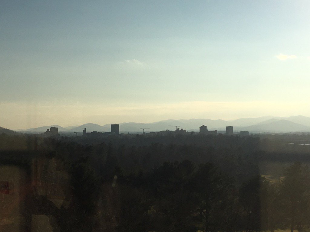 LSwingRealtor's tweet image. #Asheville view from GPI.