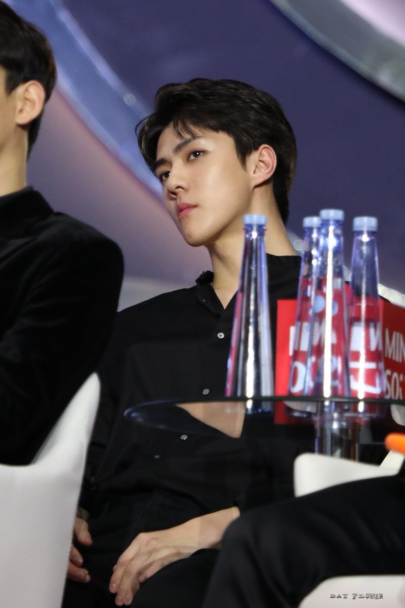 BUBBLETEAHOLIC's tweet photo. [HQ] 170114 #SEHUN cr. Dayflower94
https://t.co/V5PG2RHQZF
https://t.co/GceDUybb1d https://t.co/LDvySdxua6