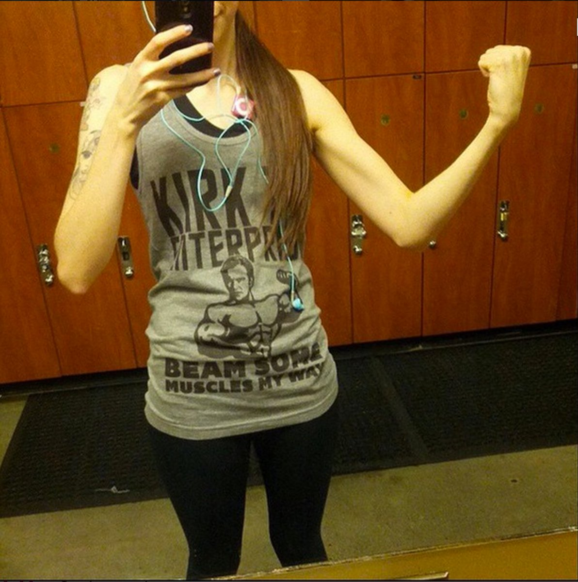 StrideFitAparel's tweet photo. Kirk To Enterprise, Beam Some Muscles My Way! https://t.co/km05wAohzN https://t.co/EctLyPYsBL