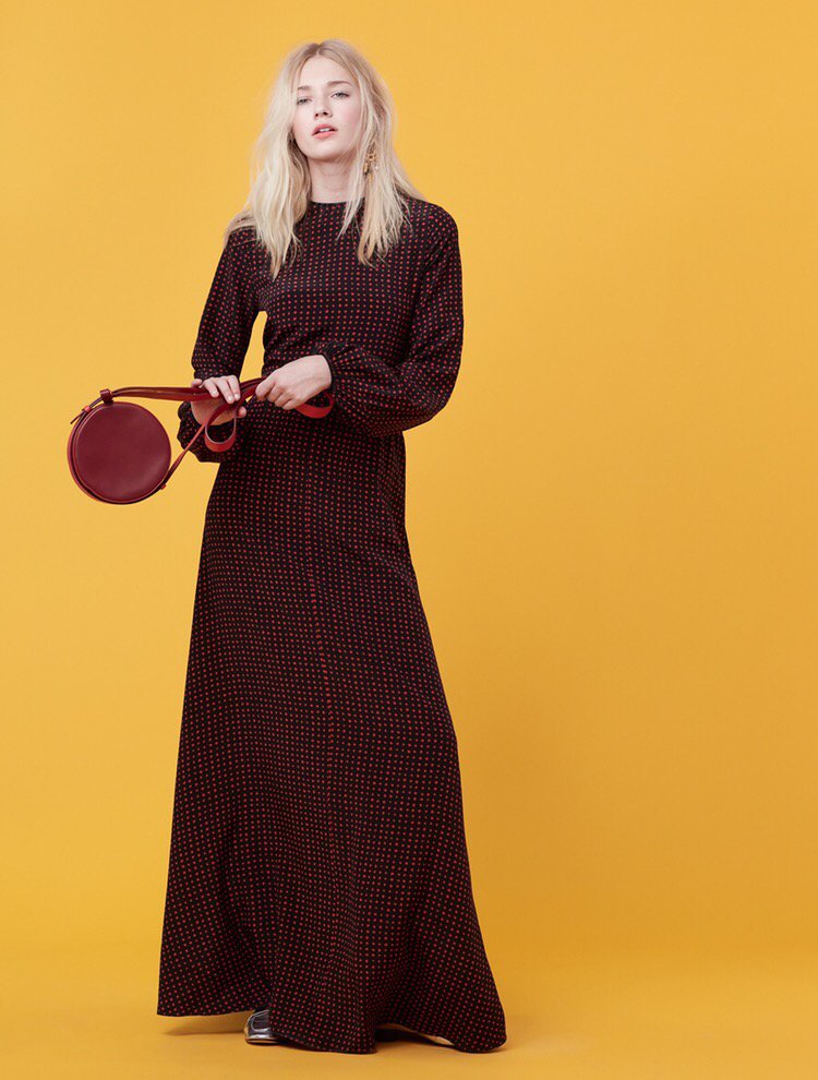 DVF's tweet image. You can shop an early edit of our Spring 17 collection tomorrow at 9 am on DVF.com. #SpringIsIn