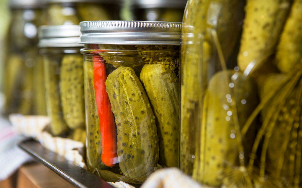 TravelLeisure's tweet photo. New York City is getting not one but TWO pickle restaurants this year https://t.co/FPBFlwB1UX https://t.co/t2ewH0SazY