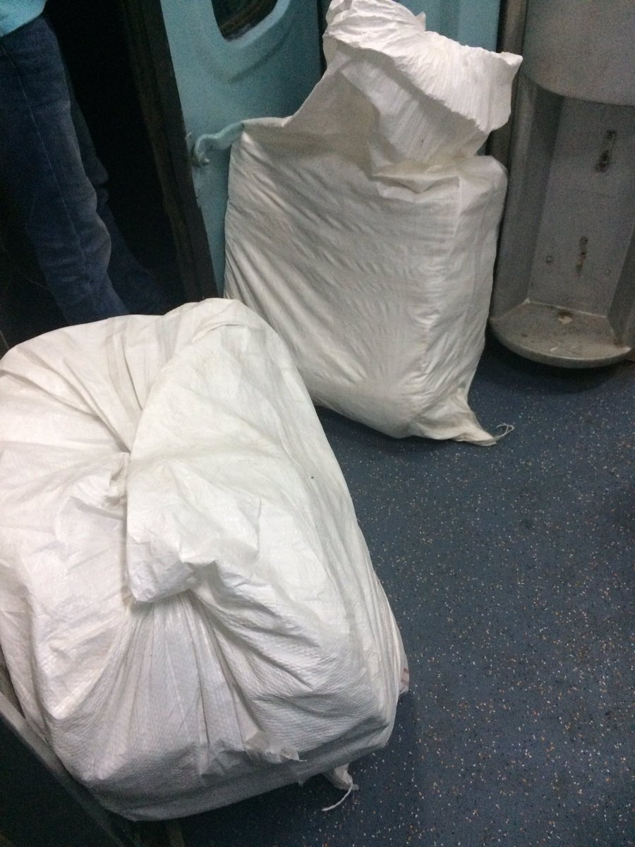 SujaSamuel777's tweet photo. @drmmumbaicr PNR no. 8410839203 https://t.co/sSibBLF5Y4