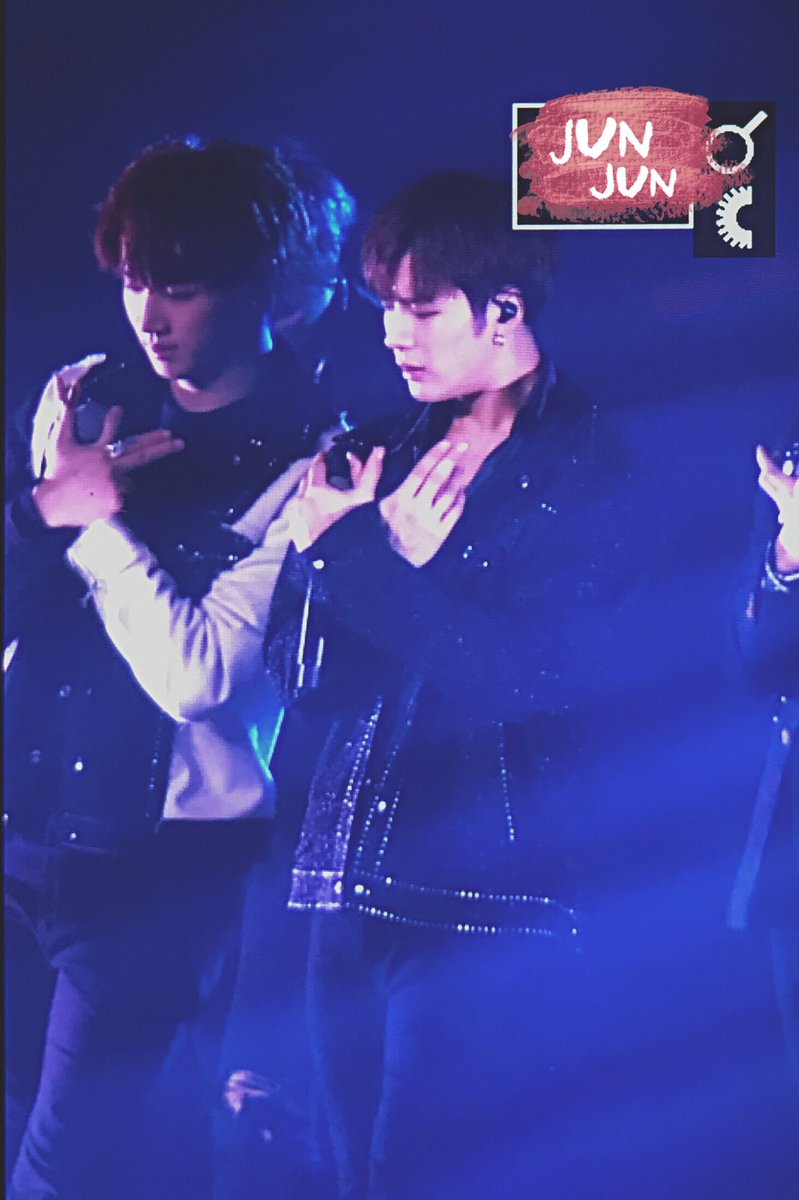 JunJun_328's tweet photo. 170115 마카오 팬미팅 #갓세븐 #GOT7 #王嘉爾 #JacksonWang 사랑해❤ https://t.co/3g7TGAK9Tj