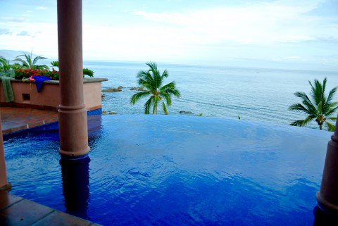 Beach vacations are the perfect way to escape cold weather or experience it?  Cape Cod in January!  Or..Mexico...wapo.st/2i8Bu0k