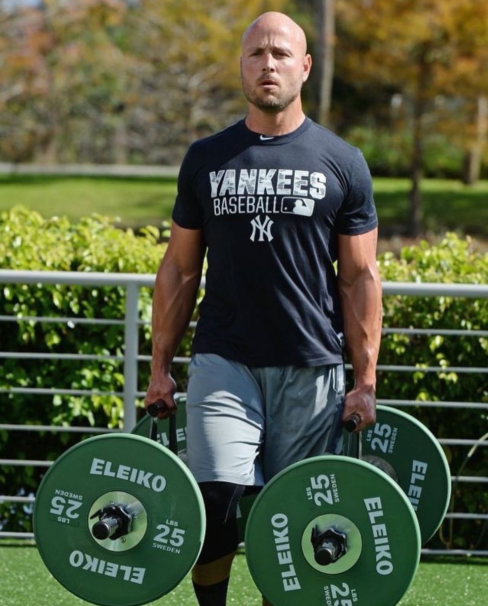 Matt Holliday is getting prepared for spring training, what do you think  @carolinacadillo @_LisbethDiaz ? #yankees, image size:966x1200